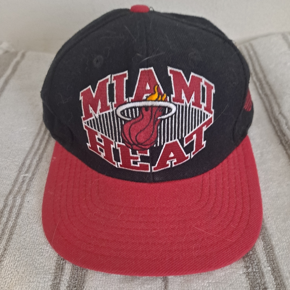 2000's Adidas Miami Heat Snapback Cap